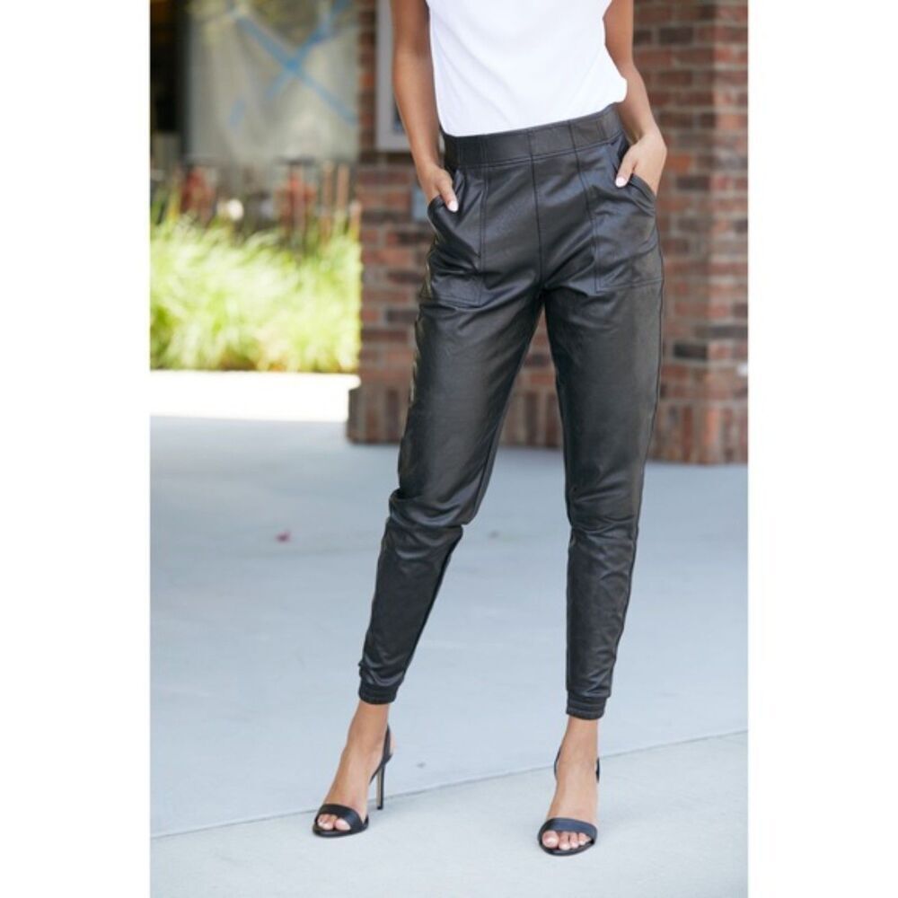 Spanx Noir Faux Leather Like Black Pull On‎ Joggers Stretchy Waist Size Small